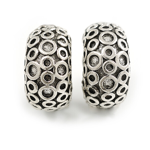 C Shape Pattern Clip On Earrings In Aged Silver Tone – 20mm L