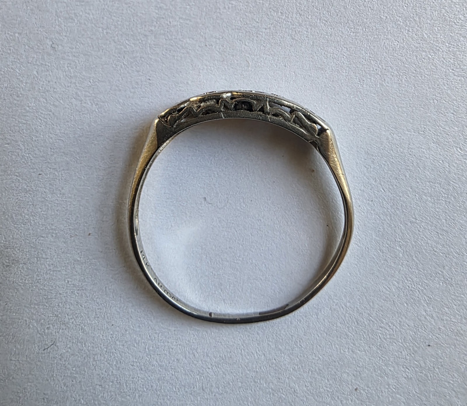 ARTCARVED 1920’s Art Deco 14k White Gold Wedding Ring -Size 8