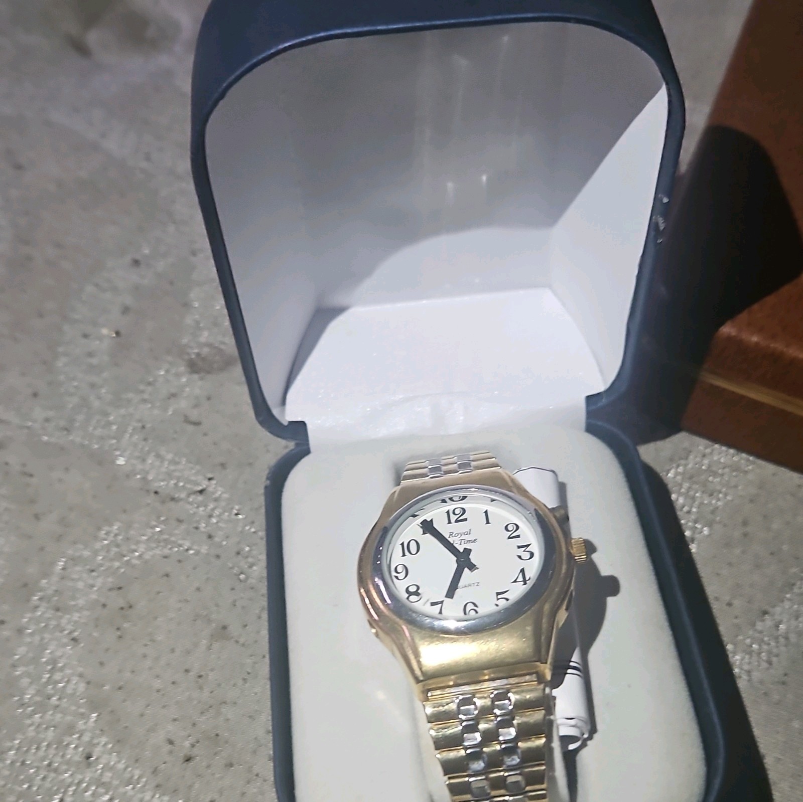 Royal Time Quartz Analog Watch White Dial Arabic Numerals Two-Tone Bracelet Box