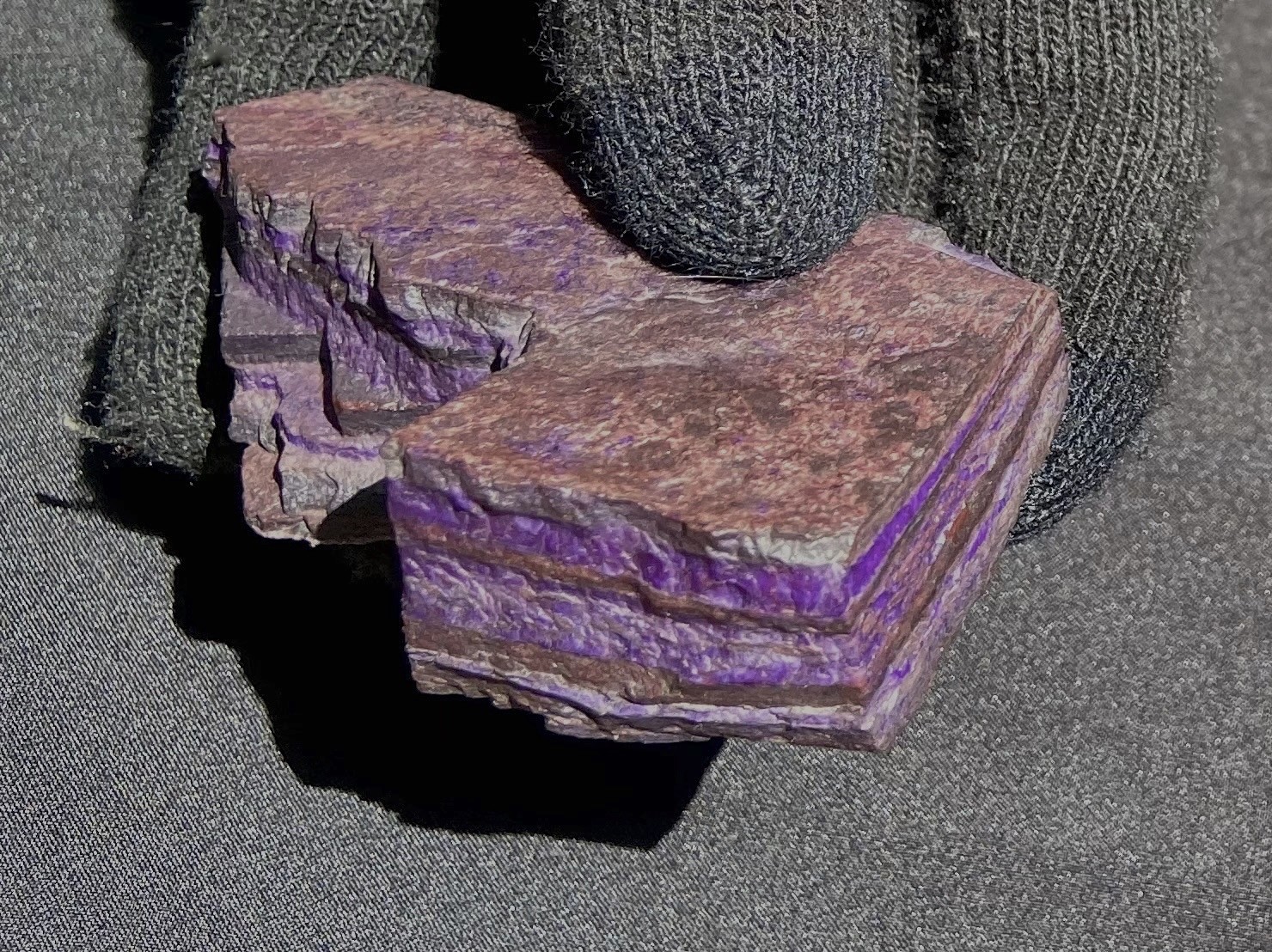 SUGILITE GEL VEINS in MANGANESE ORE LAYERED LARGE ROUGH 142 GRAMS- 5 Oz’s RSA