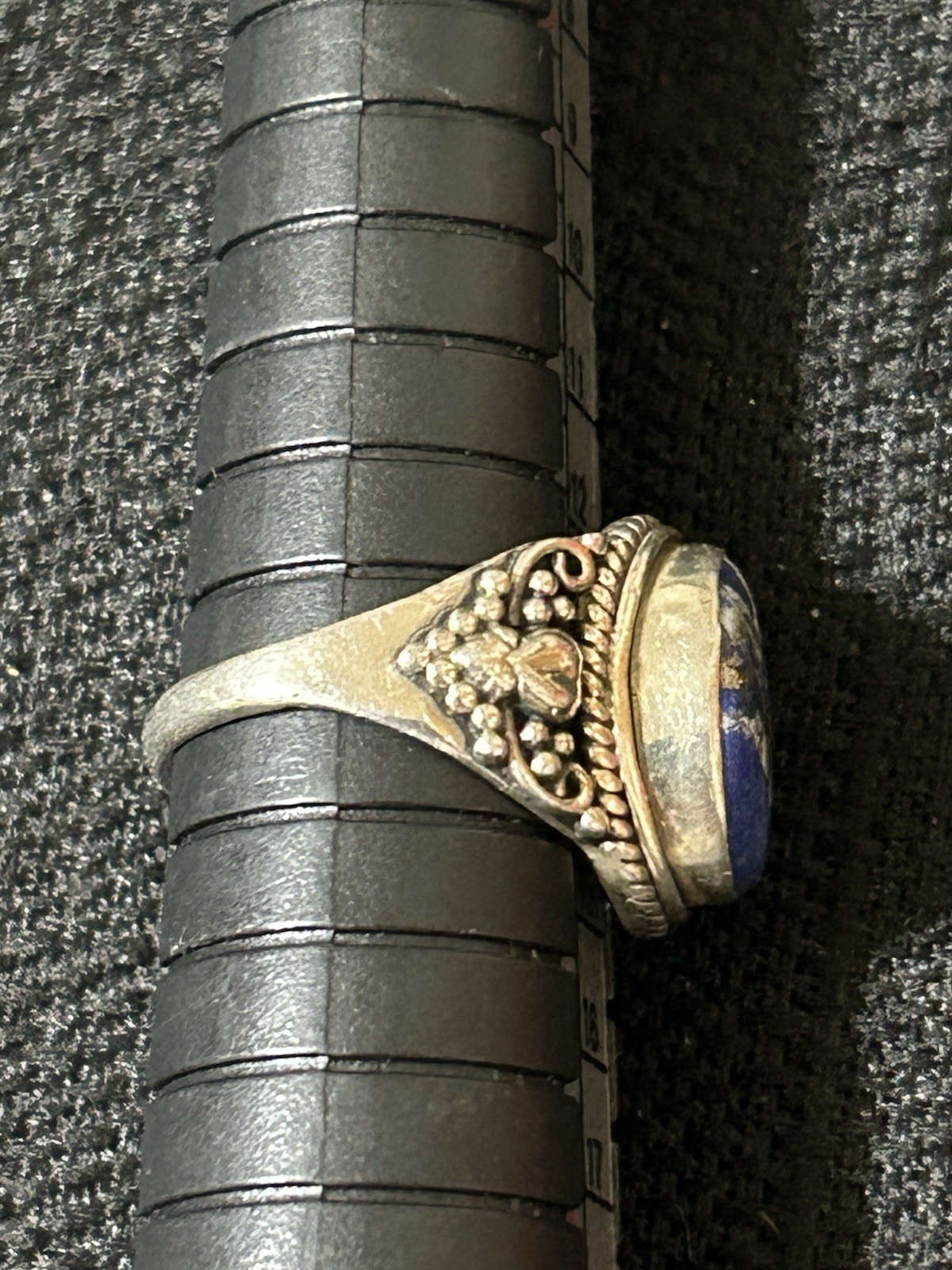 Vintage 925 Sterling Silver Blue / White Swirly Genuine Stone Ring Size 6.75