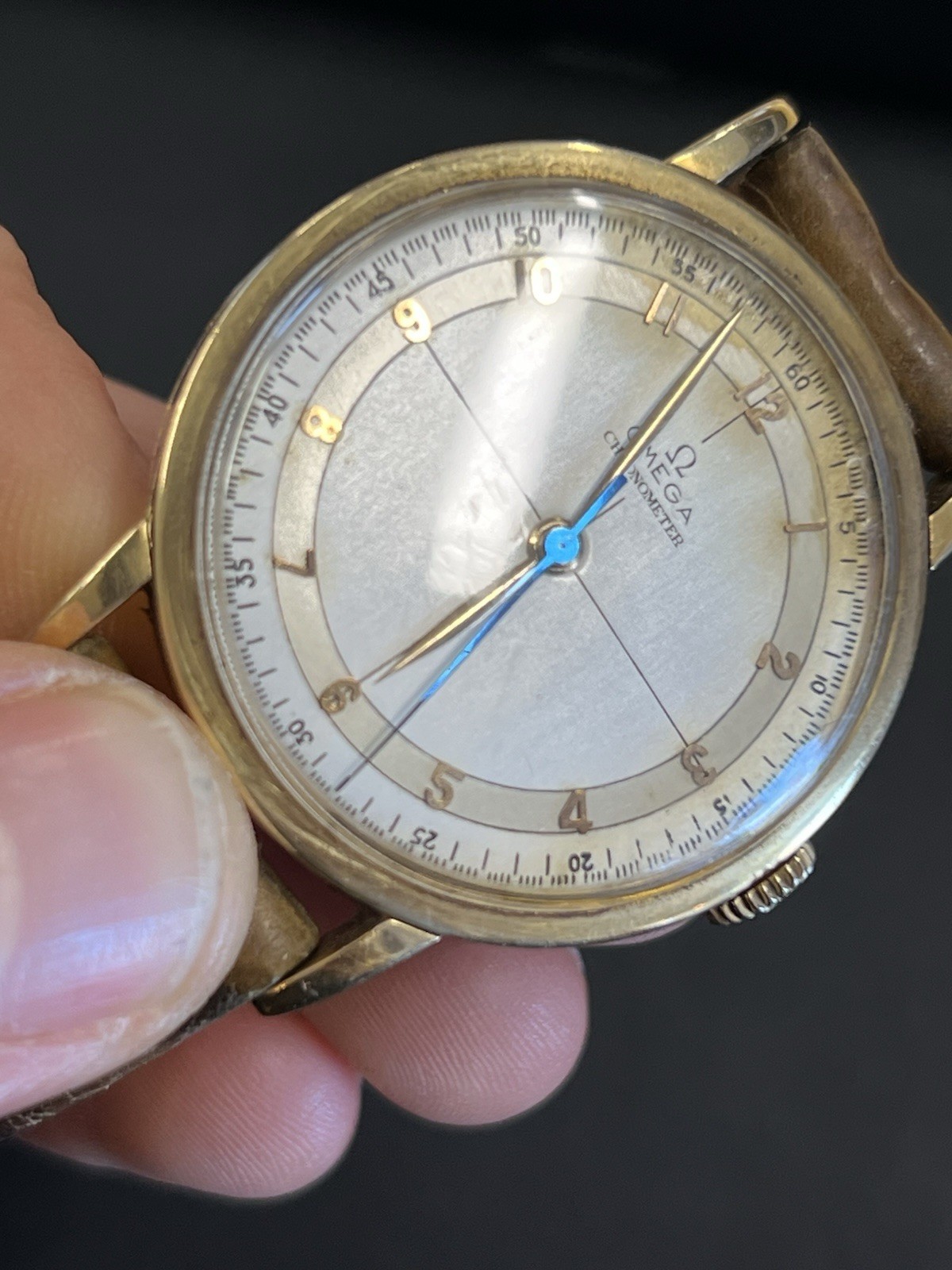 1944 Omega Chronometer ref. 2367 – 18K Gold – Pie Pan Dial – 35.4 mm – Working