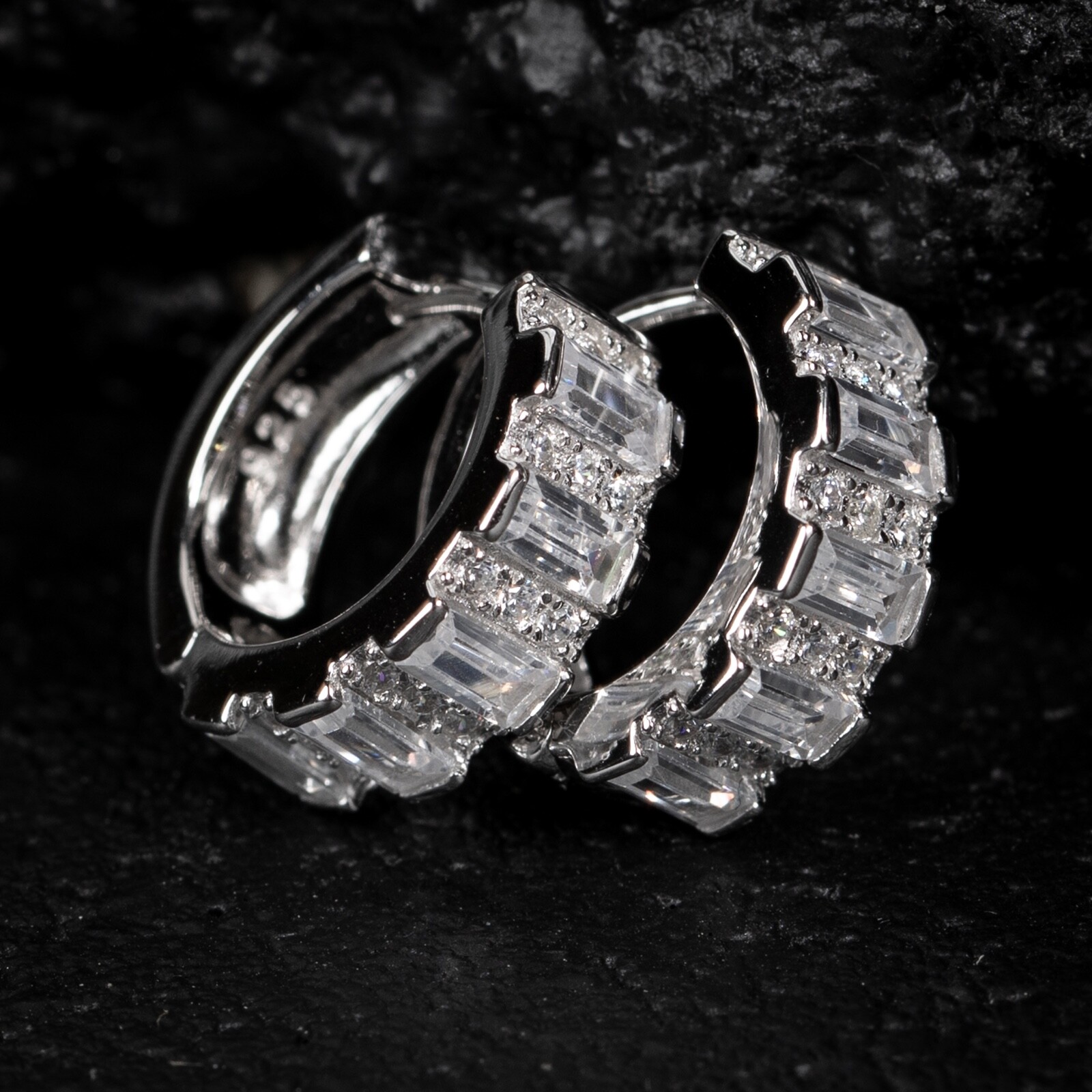 Small Men’s Emerald Cut Cz 925 Sterling Silver Iced Huggie Hoop Earrings