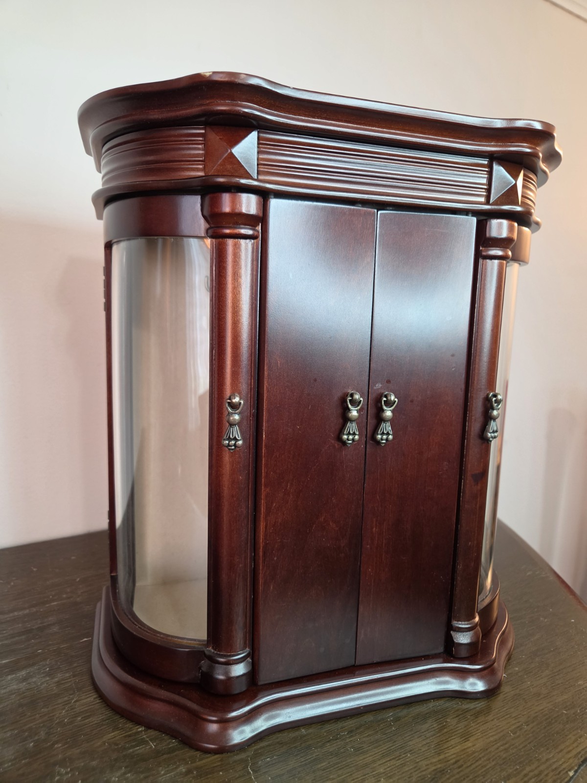 VTG Bombay Company Jewelry Armoire Cabinet -Table Top -Curved Glass -13″T×12″W