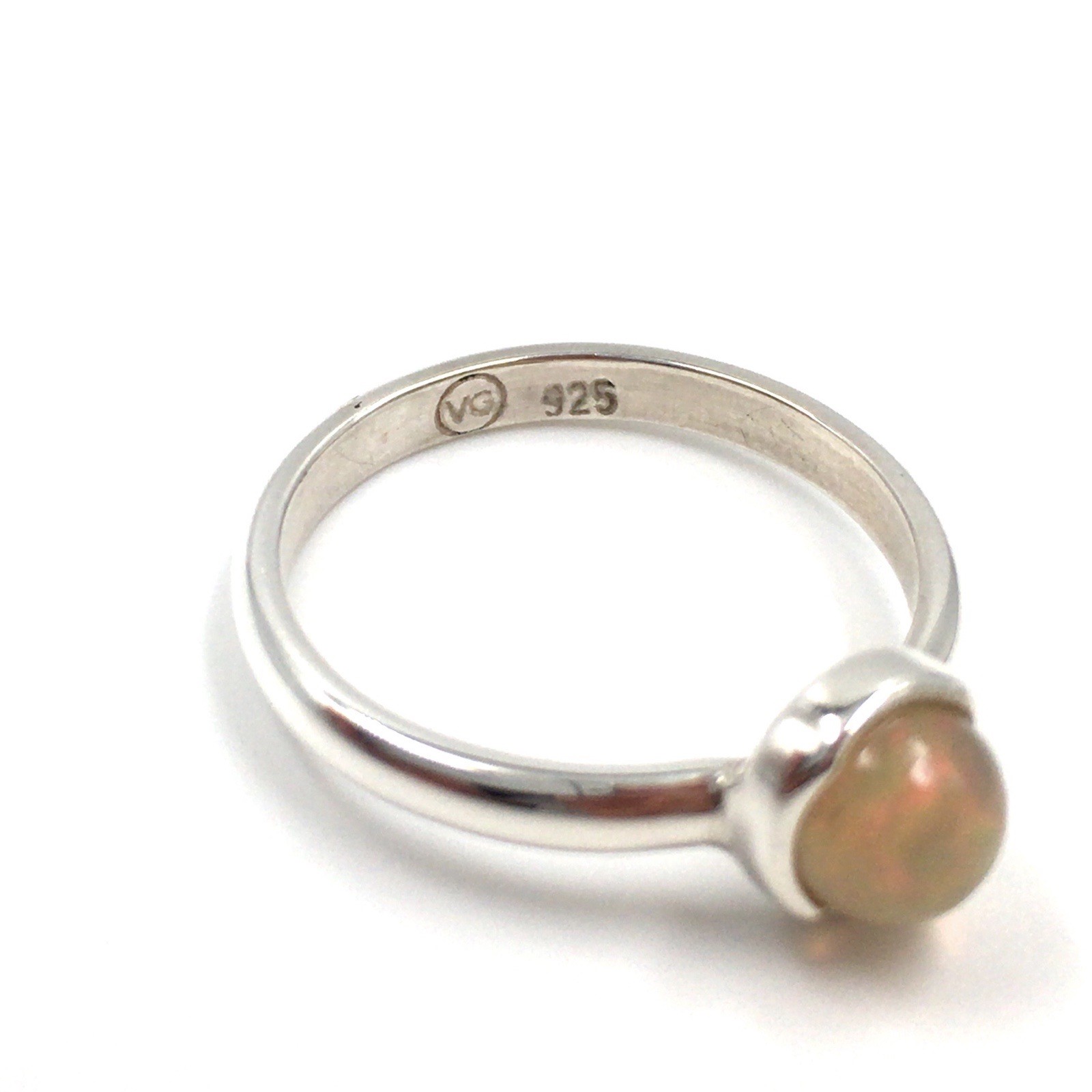 925 Sterling Silver Ring Opal 0.71ct Round Minimal Jewellery Modern 17.8mm 56