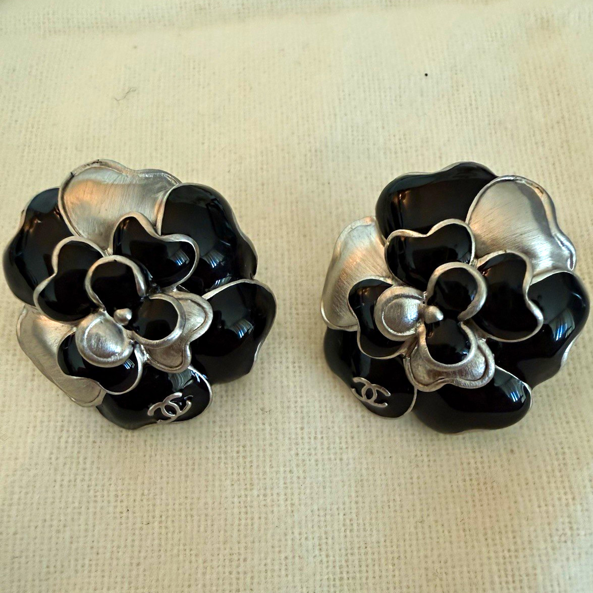 CHANEL Black & Silver Flower Camellia Stud Earrings