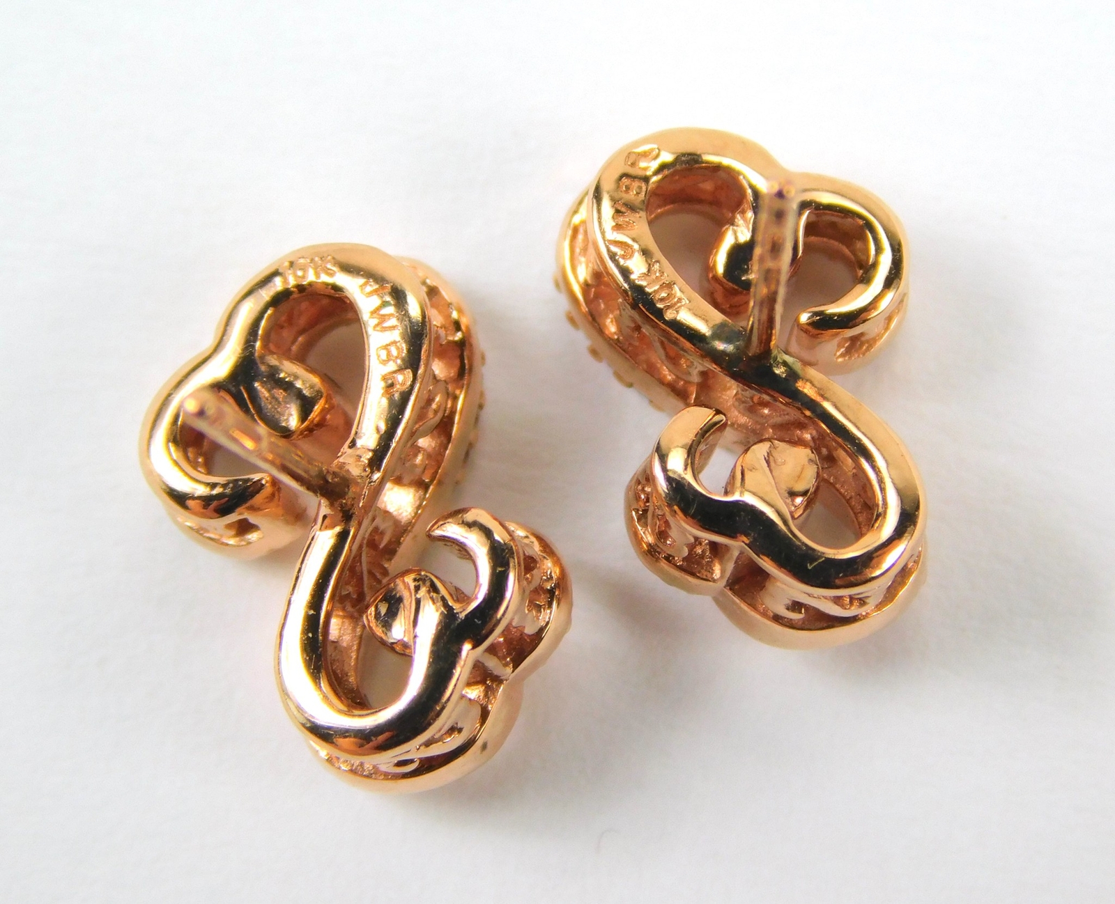 Beautiful 10K Rose Gold Diamond Designer’s Marked Stud Earrings Jewelry