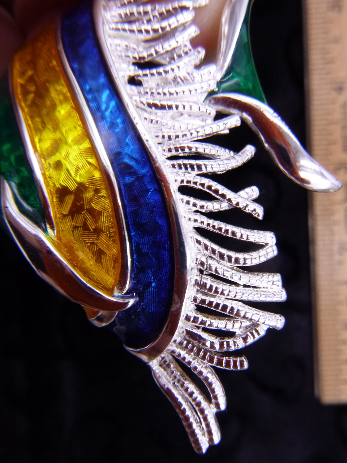 Vintage enamel FISH Pin BROOCH not signed silver tone