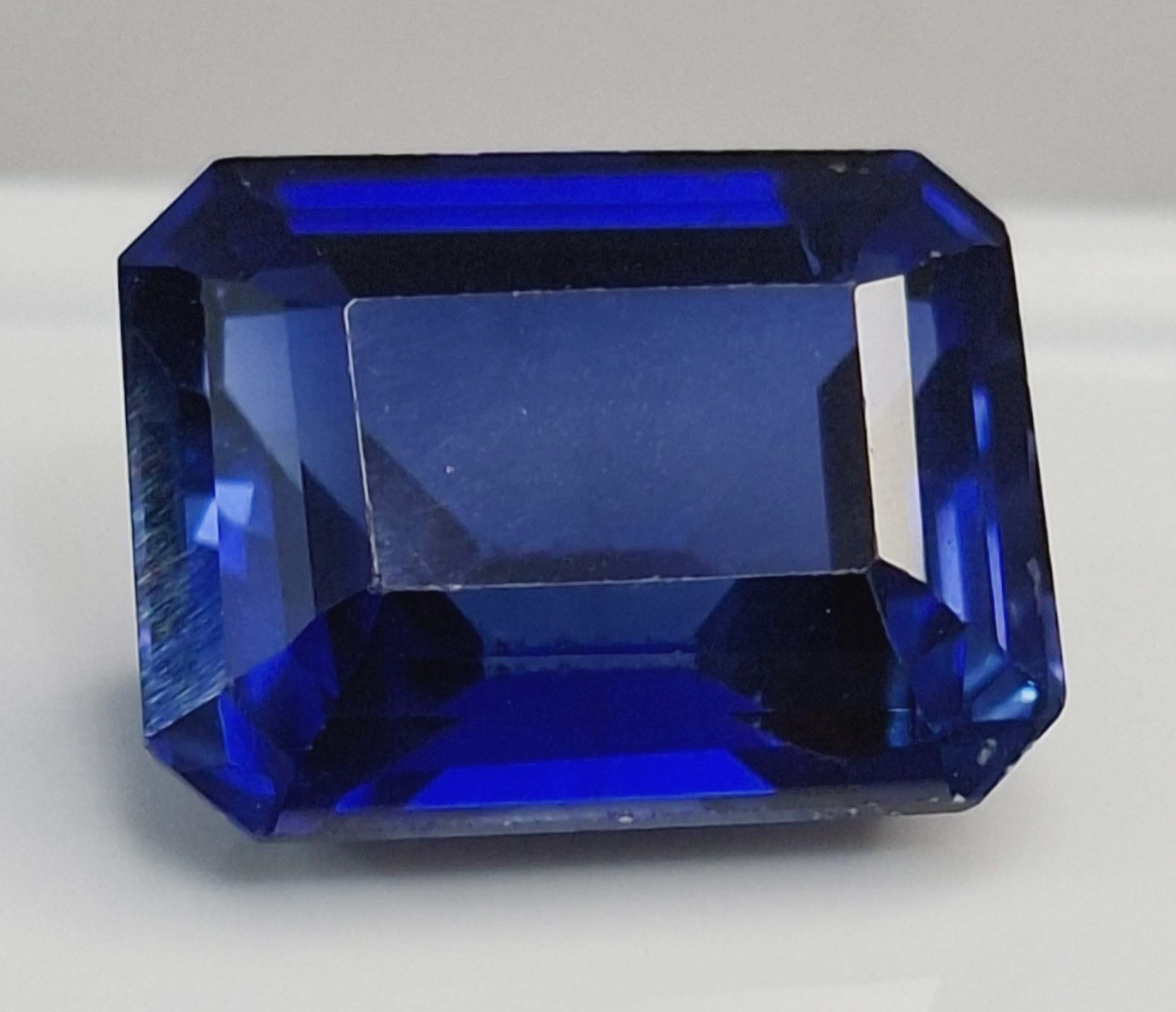 Natural Blue Sapphire Emerald Cut 9-11 Ct Certified Loose Gemstone RK294