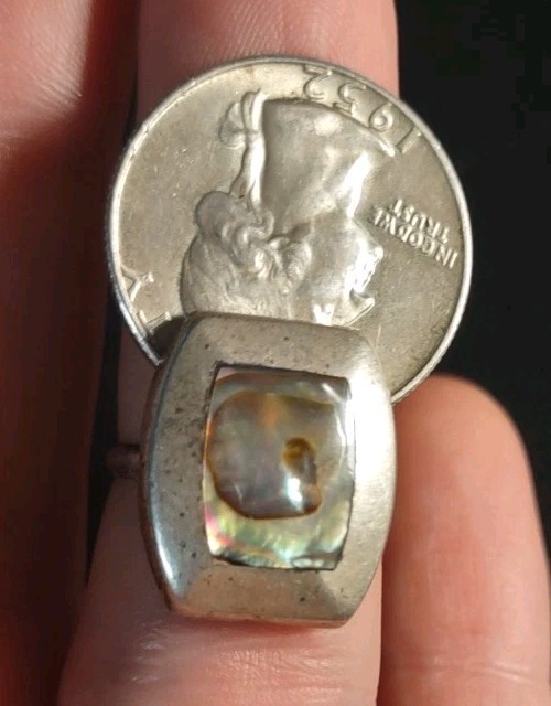 3.2 Grams Size 7.0 Sterling Silver Southwest Abalone Ring Old Pawn