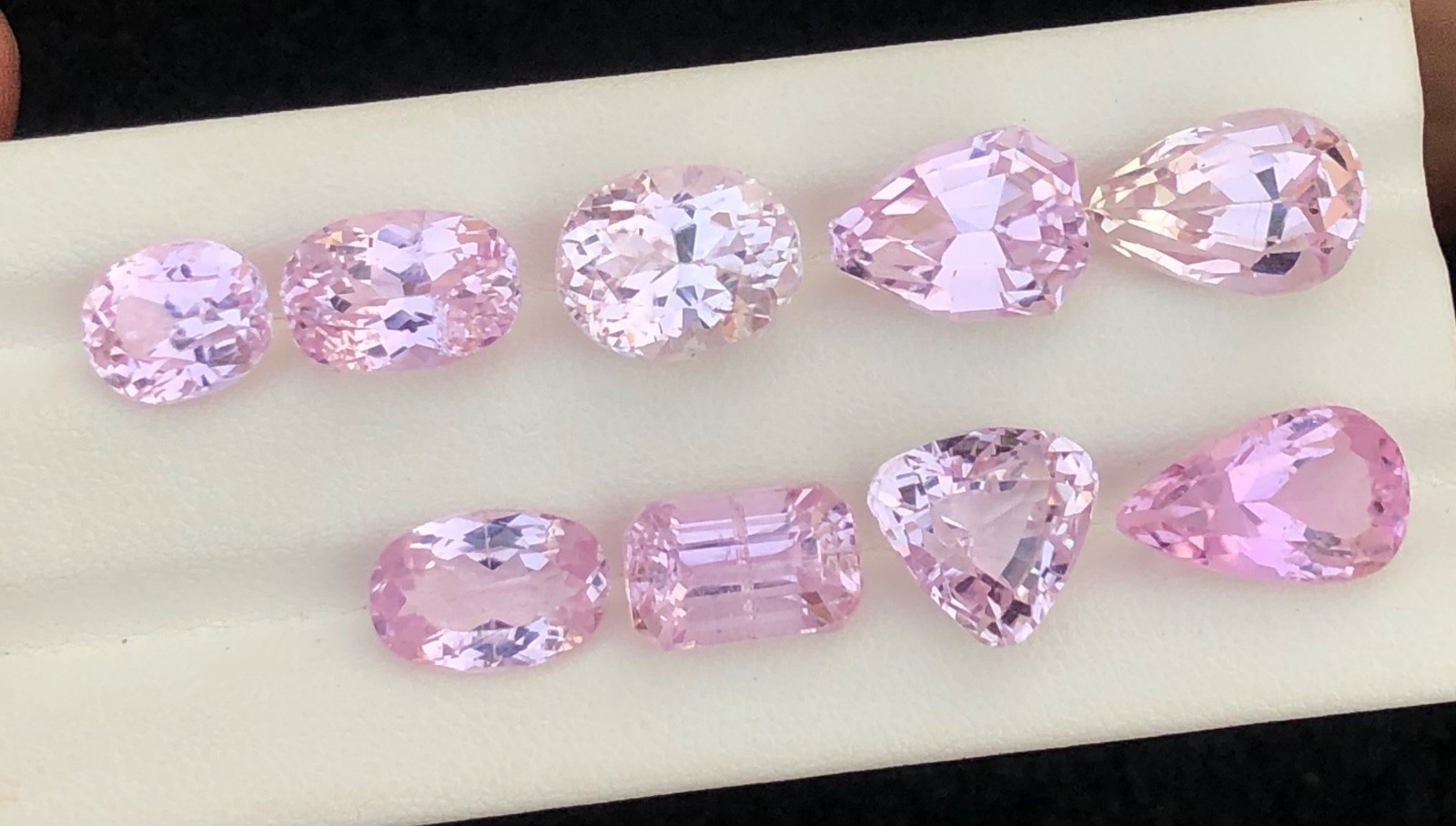 46 Carat Natural cut Top Quality Pink Kunzite, loose gemstone from Afghanistan
