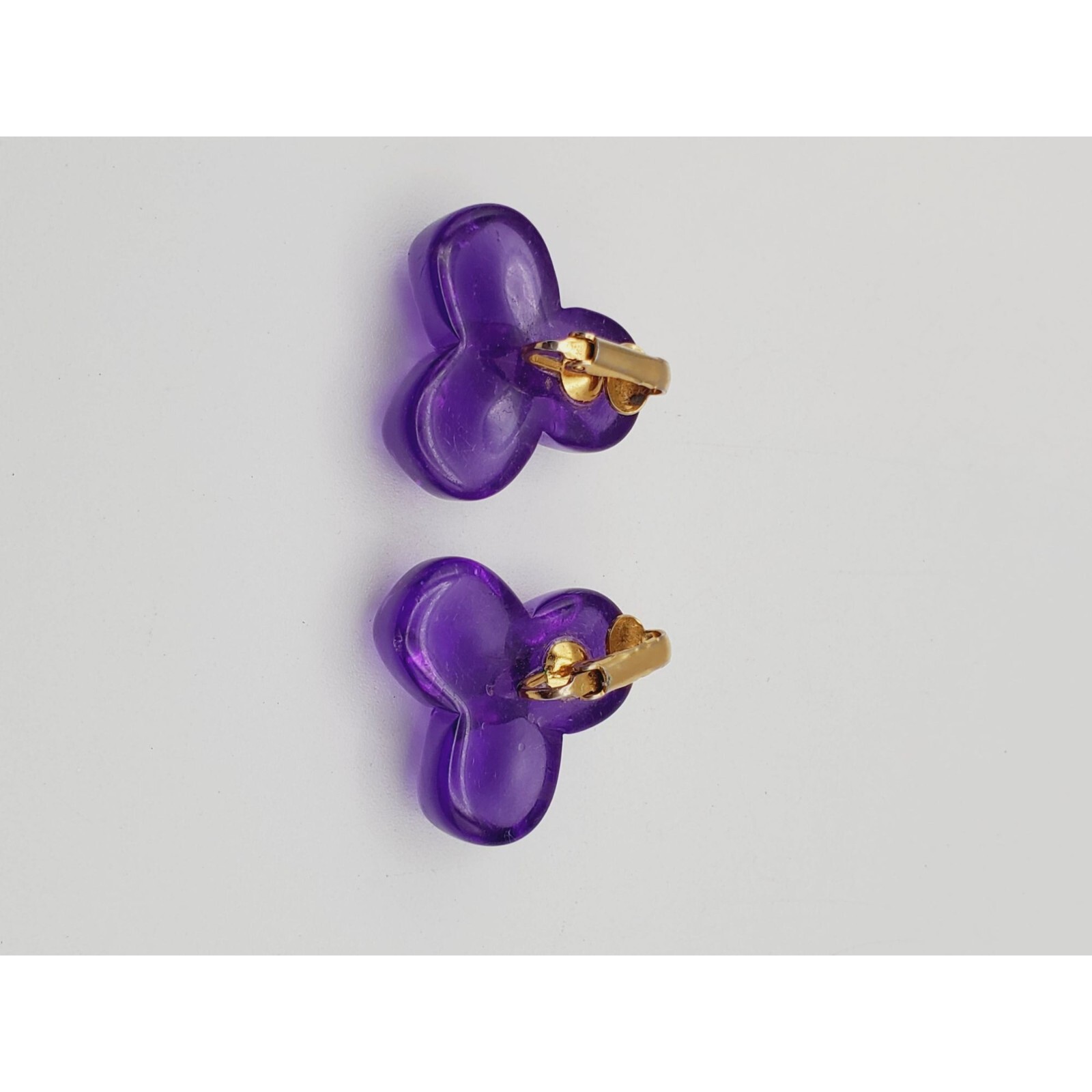 Gold tone Purple acrylic resin plastic clip on earrings 1″