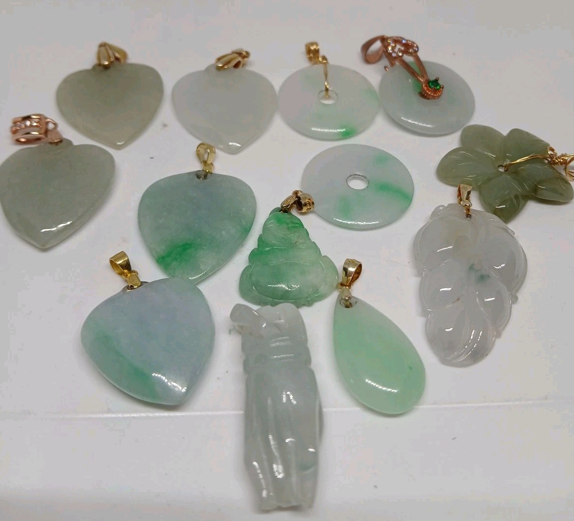 Vtg Lot Grade A Genuine Jade Jadeist Burma green Icy Emerald Pdnts 13pcs