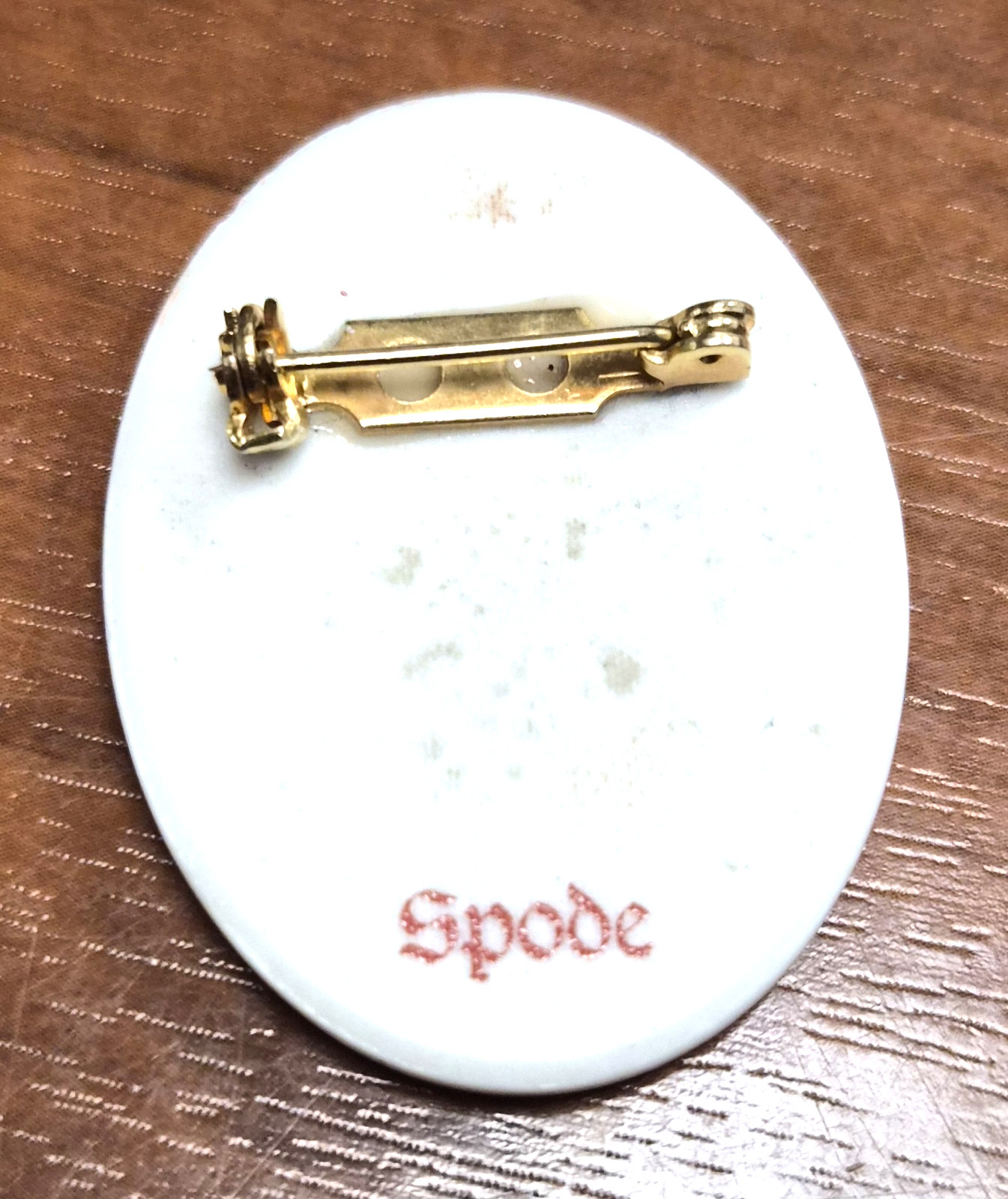 Vintage 90’s Signed Spode Christmas Tree Oval Porcelain Pin / Brooch