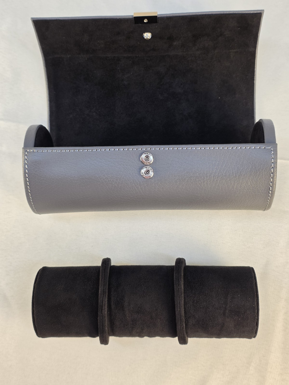 Wolf Howard Grey Leather Triple Watch Roll Traveling Jewelry Box New In Box
