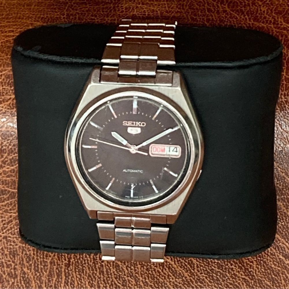 Seiko 5 7S26-8760 Automatic 21 Jewels Day Date Black Dial Watch Japan Used