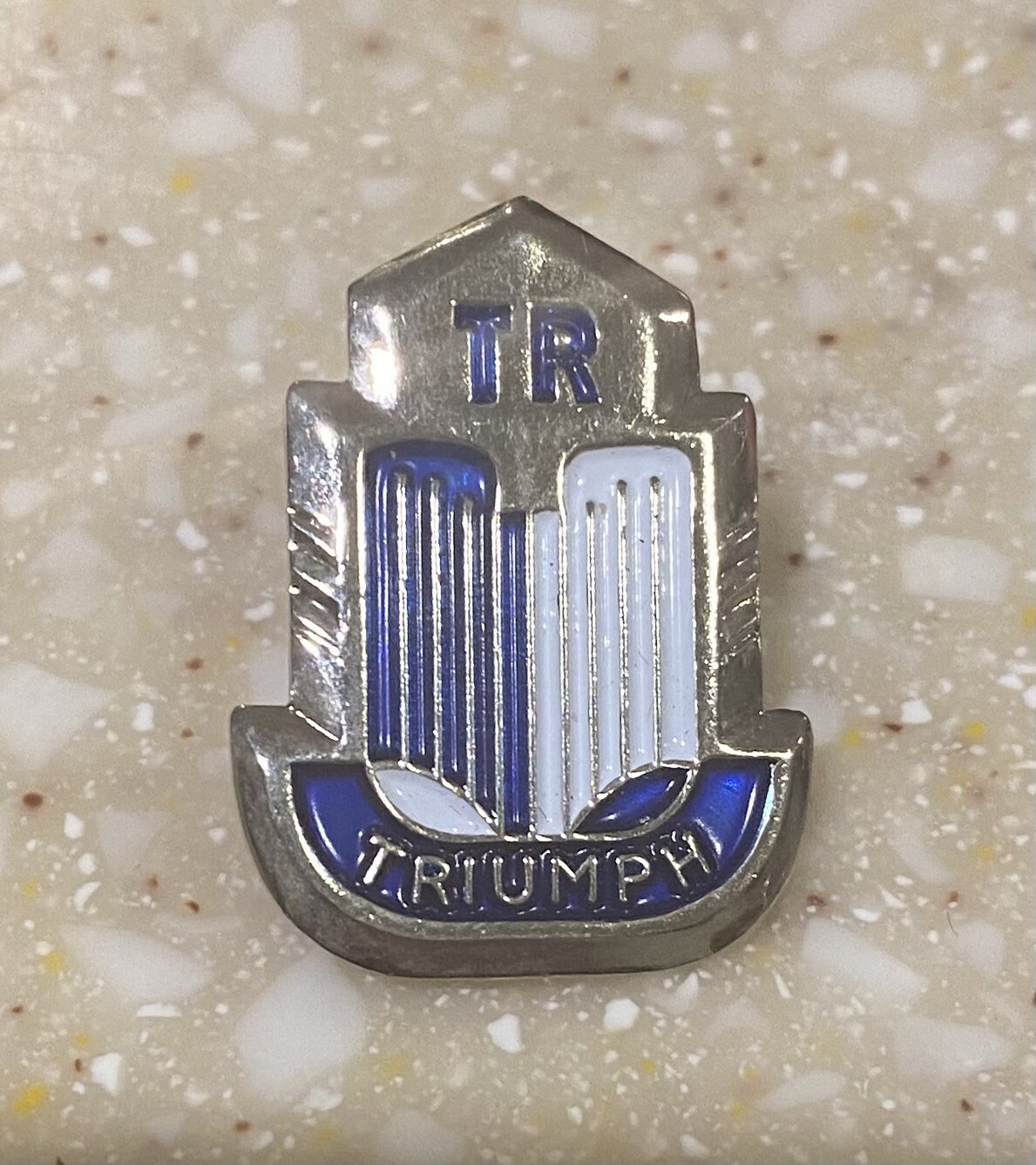 TRIUMPH CAR MOTORCYCLE VINTAGE STICK PIN TIE TACK HAT PIN