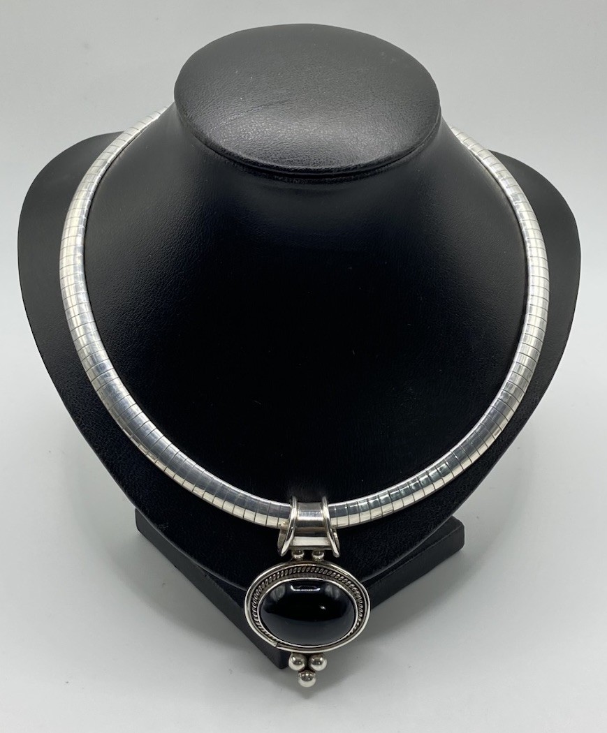 Mexico Black Onyx 925 Pendant 22g & Omega Necklace Not Stamped