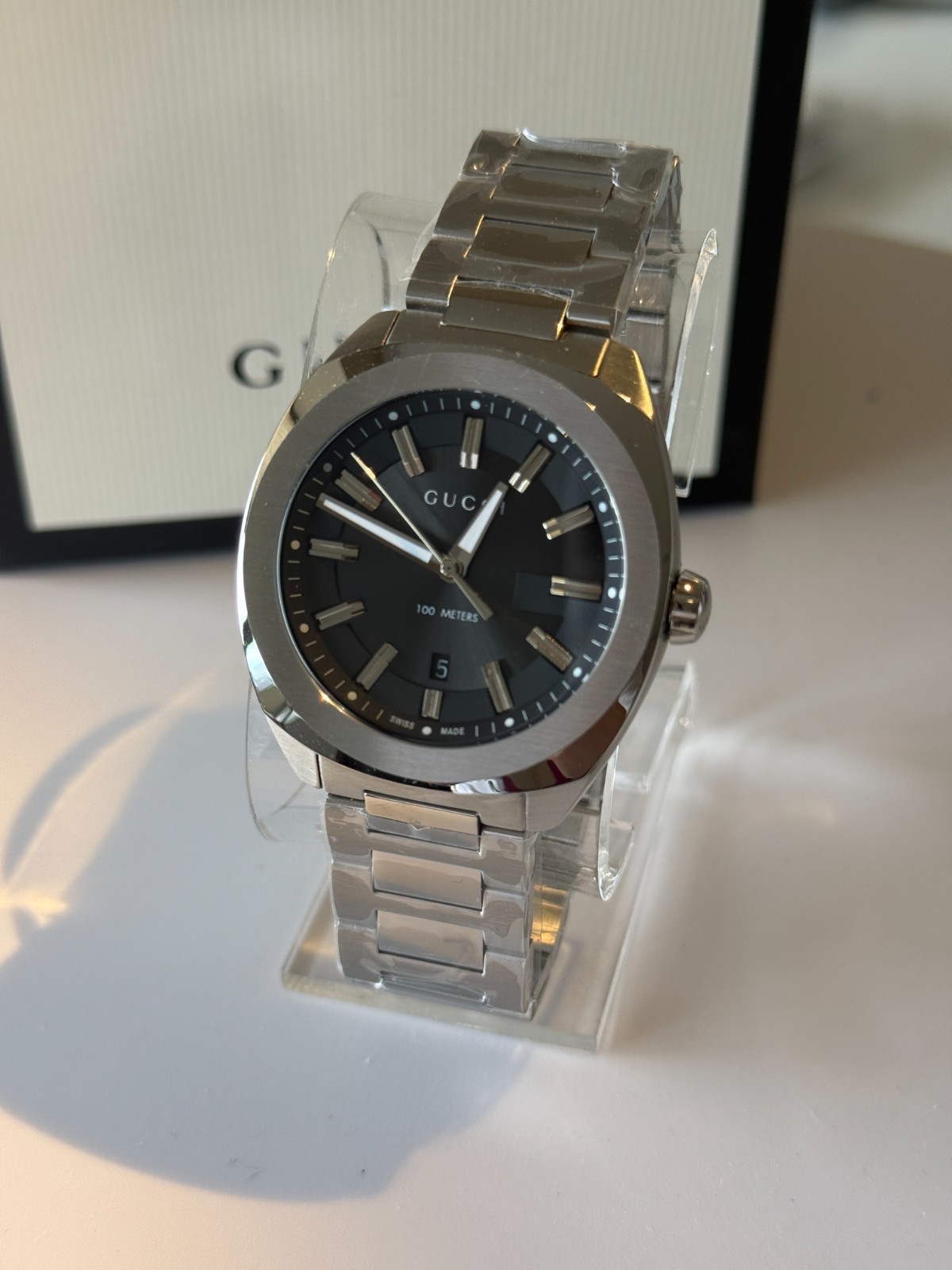 GUCCI GG2570 YA142301 Quartz Black Dial Men’s Watch 41MM