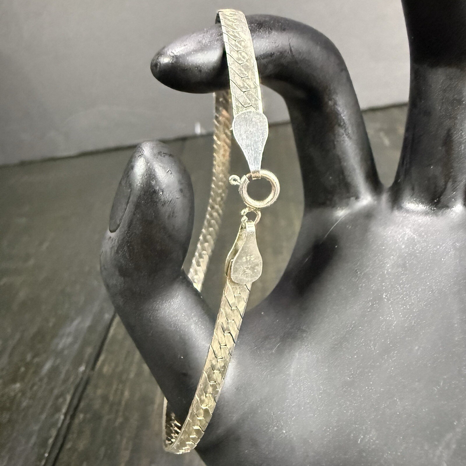 Silver Herringbone Chain Bracelet Approx 8”/5mm Marked & Tested