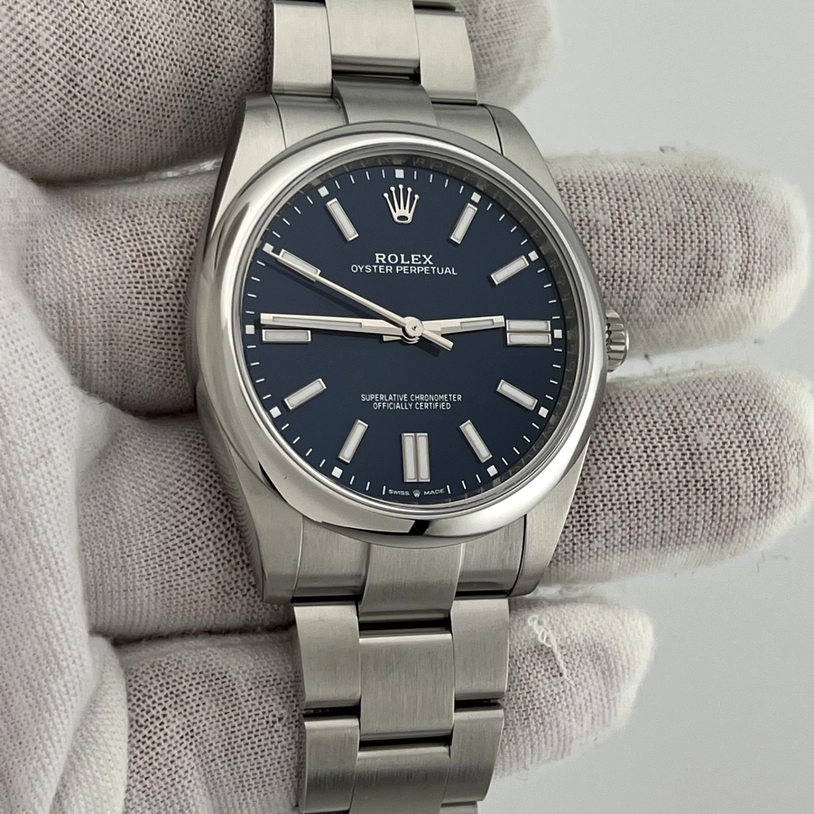 2025 Rolex Oyster Perpetual 124300 41mm Blue Dial Stainless Steel Box Papers
