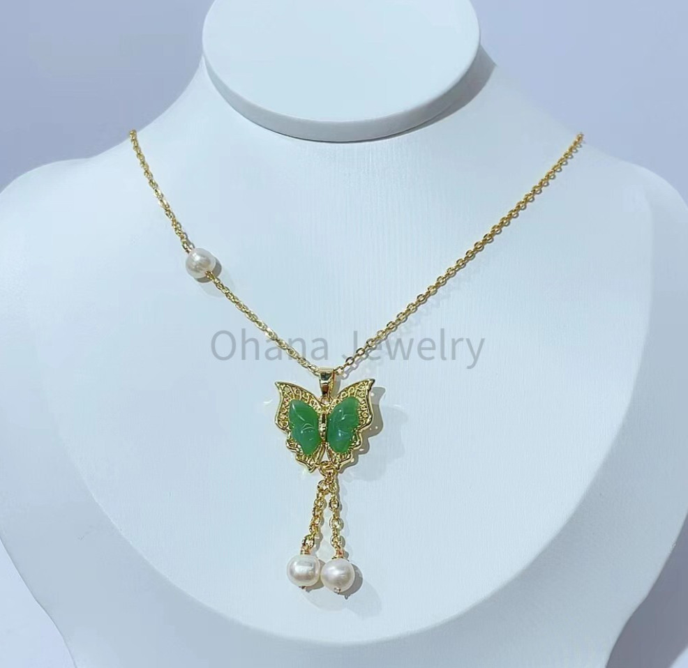 Natural Green Jade Copper Freshwater Pearl 18″ Oval Link Necklace – Butterfly