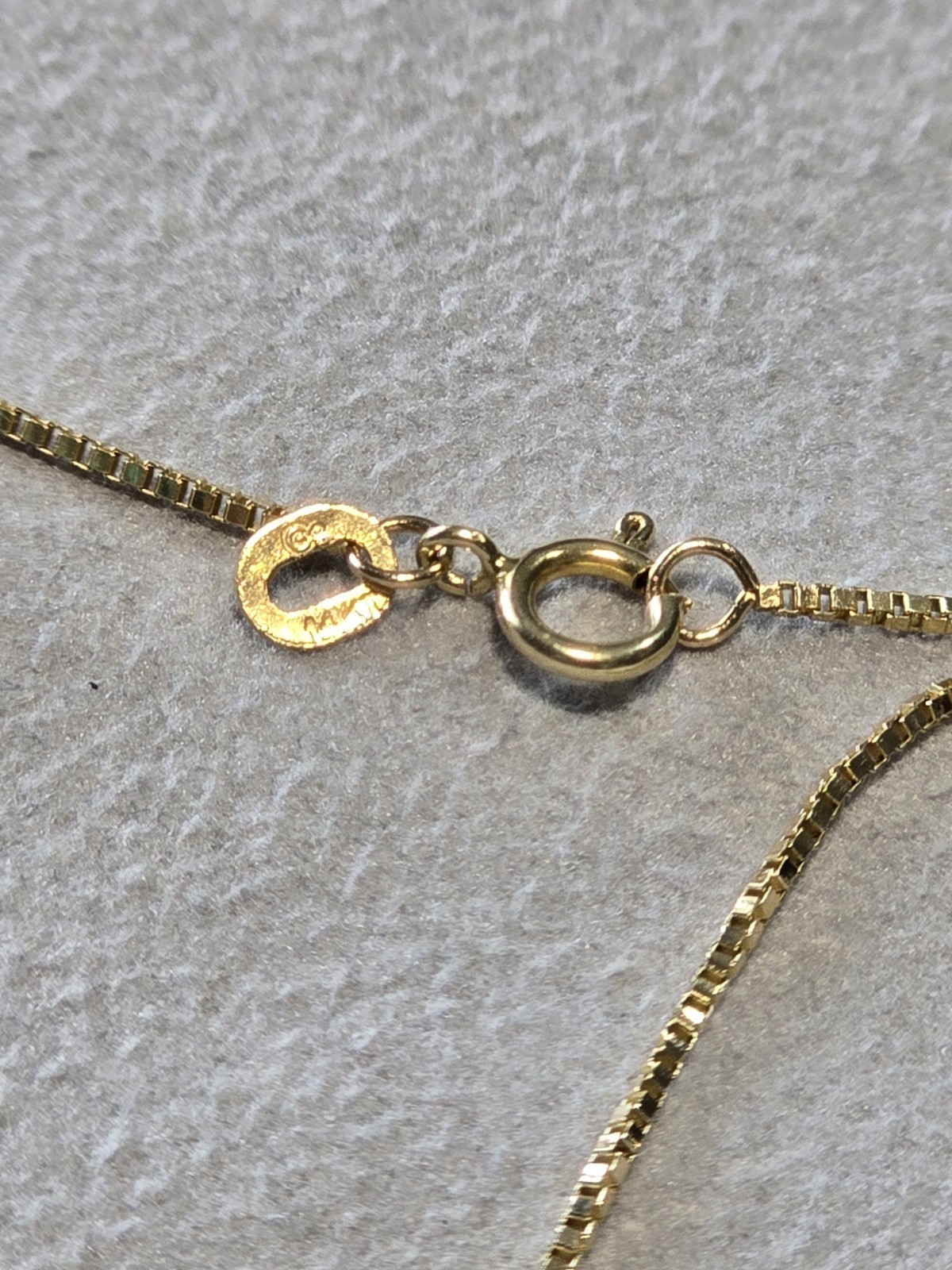 14k Yellow Gold Box Link Necklace 3.80 grams 14kt 34″ Long