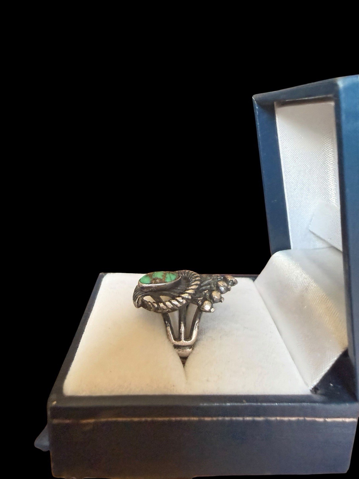 Unique Southwest Sterling Silver Green Turquoise Ring Size: 5.5