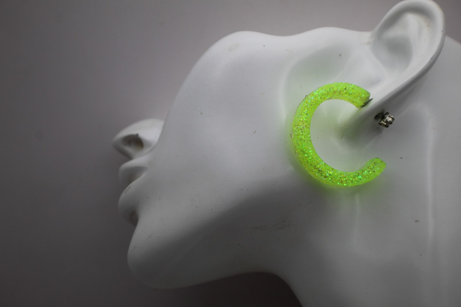Bright And Shiny Resin Jewelry Set Hoop Earrings And Matching Pendant Necklace
