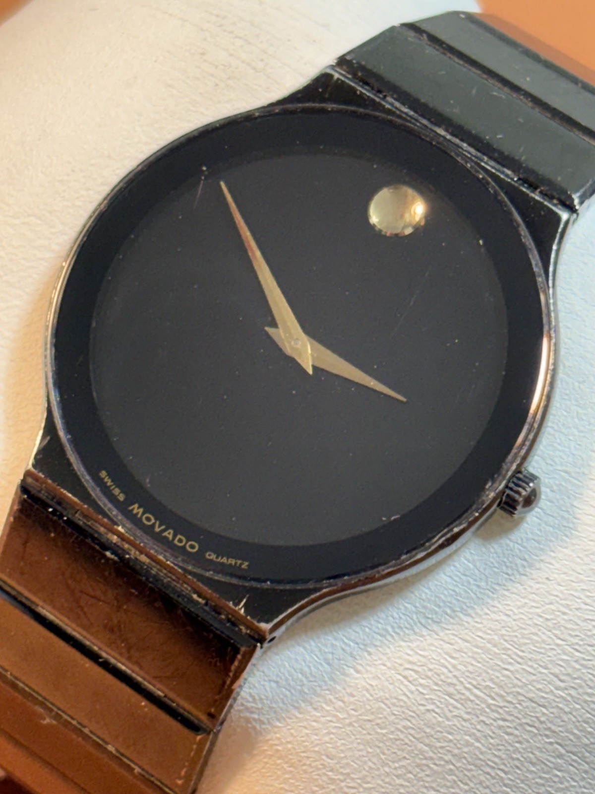Movado Swiss Museum Women Ultra Thin 84-40-880-AP 32mm Black Watch,Runs