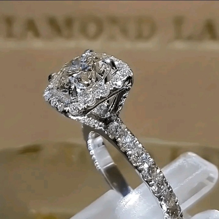 Silver-Plated Zinc Square-Cut Ring With Round White/Colorless Stone Inlay Size 5