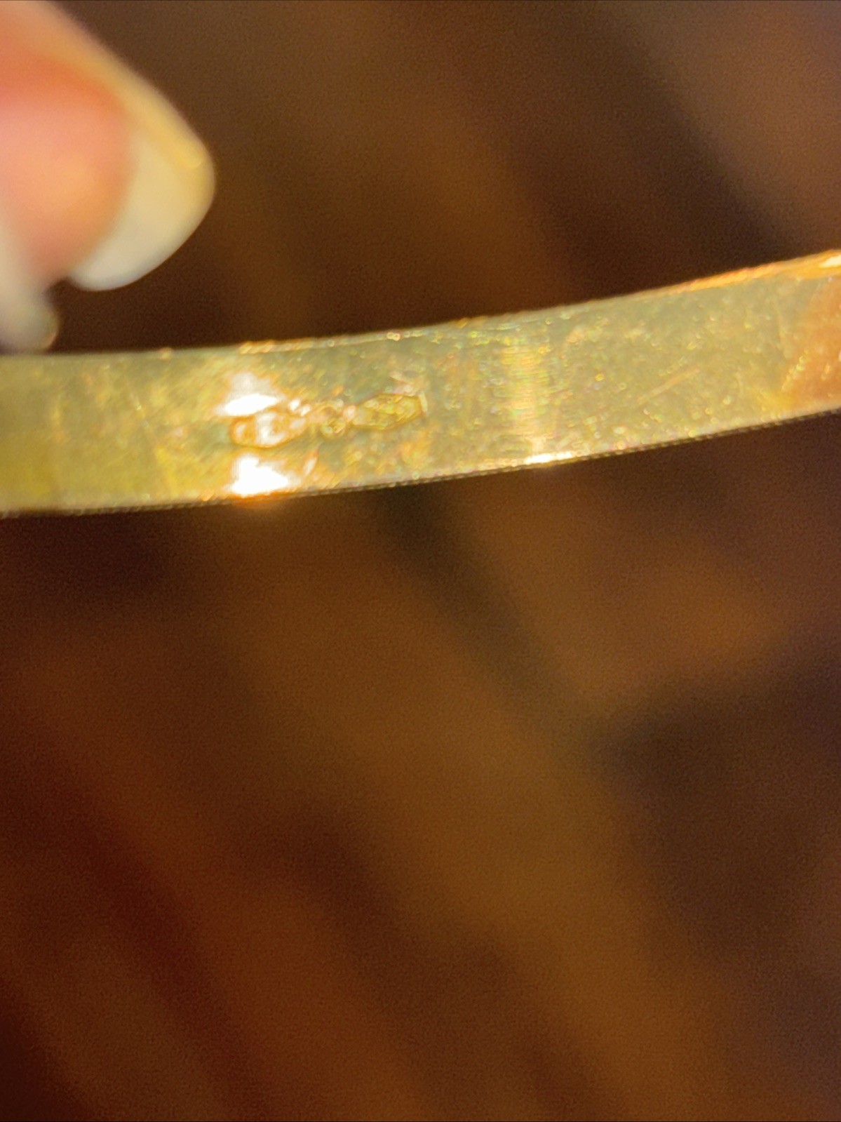 18k Yellow Gold Bracelet Etched With A Pretty Floral Motif 11.37g