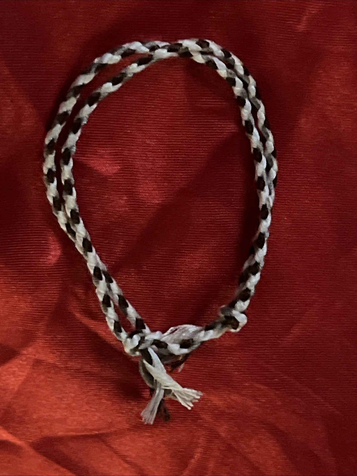 NEW BOHO BRAID THREAD FRIENDSHIP BRACELET ADJUSTABLE KNOT WHITE BROWN GRAY NIP