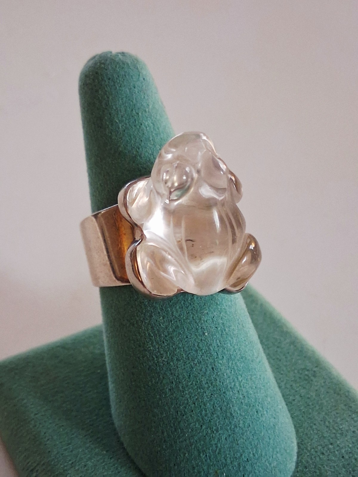 Hand Carved Rock Crystal Quartz Frog Statement Ring Size 10 Sterling Silver NIB