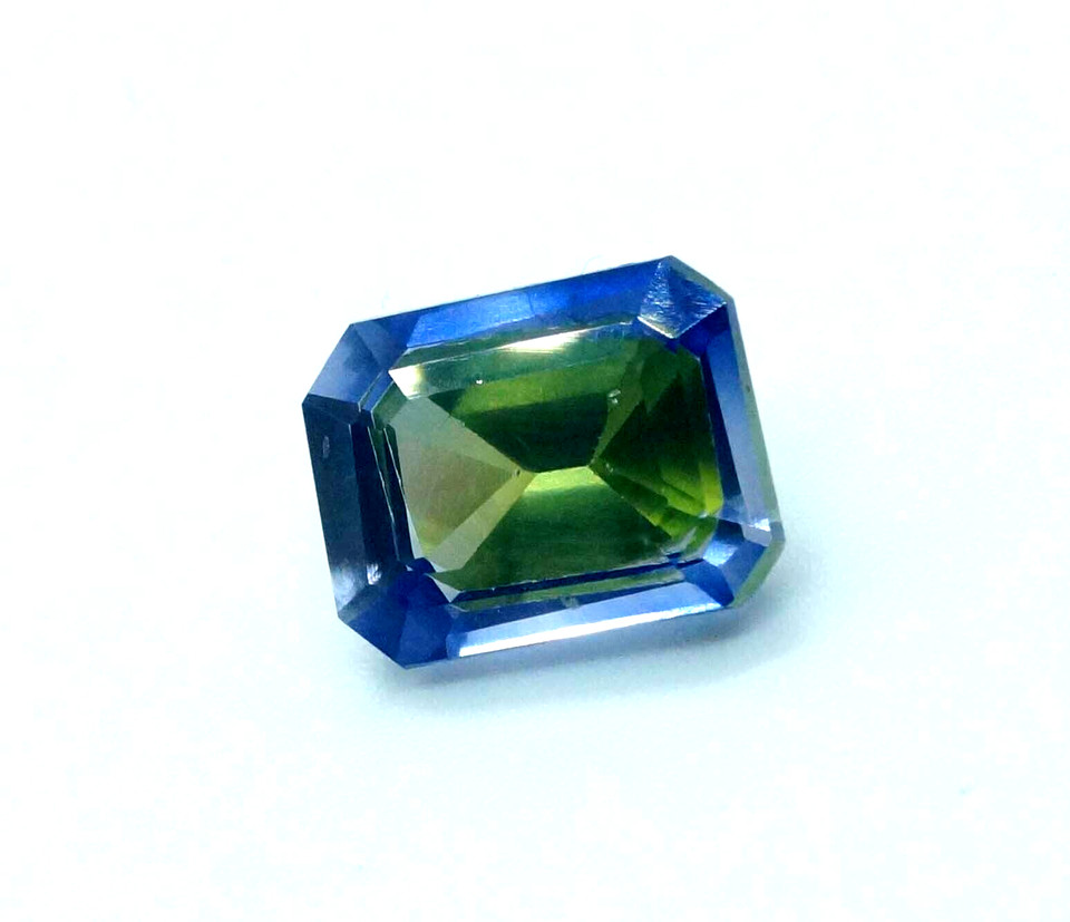 5.3 CT Natural Bi-Colour Pitambari Sapphire Radiant Certified Gemstone 10×8 MM