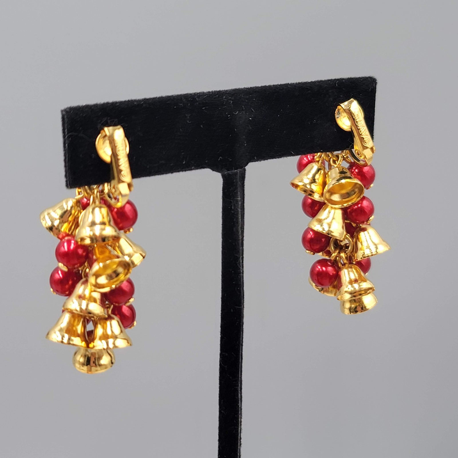 Vintage Avon Red Bead Jingle Bells Clip on Earrings Gold Plated Christmas 1.5″