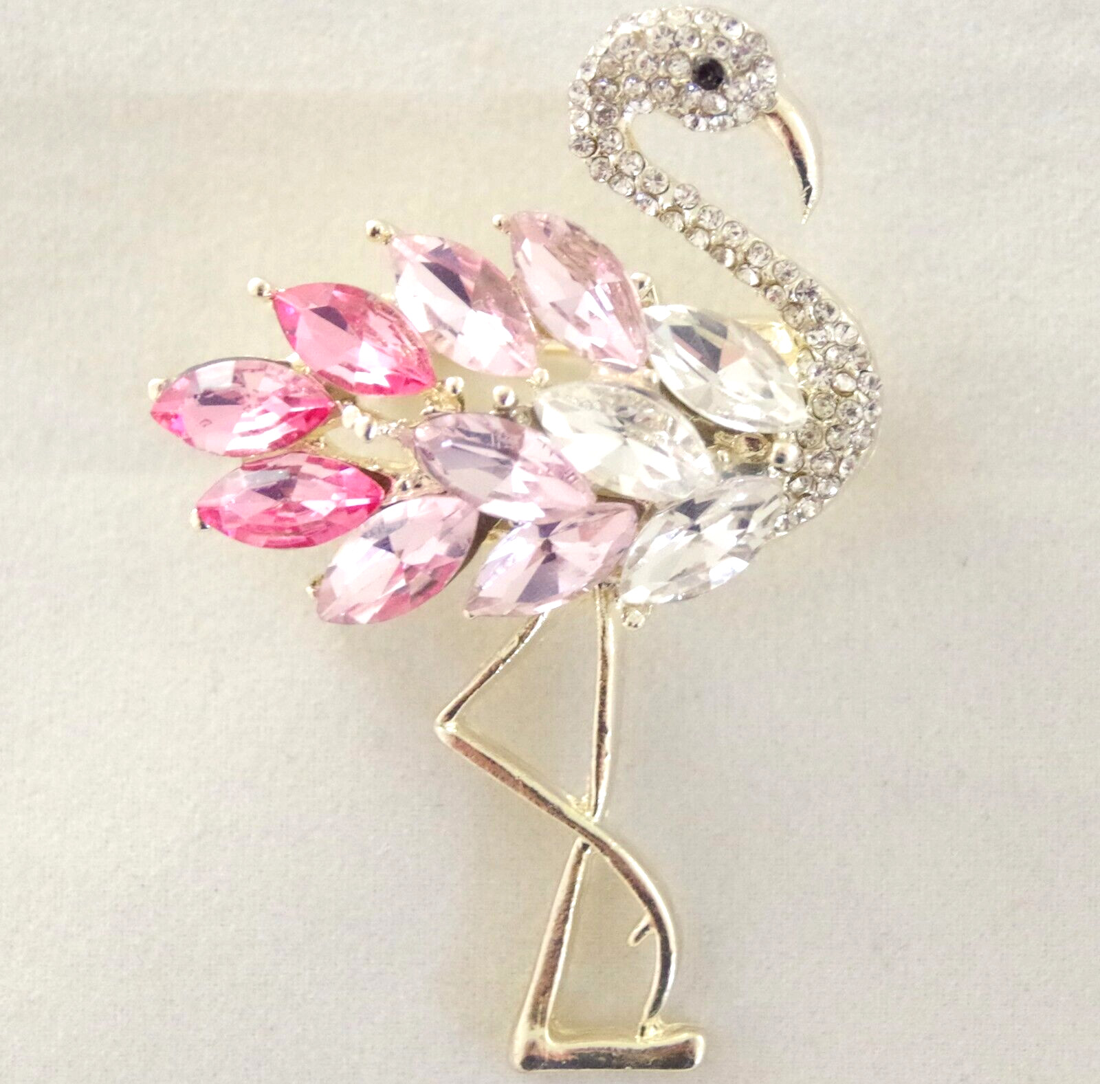 2 1/8″ NEW MARQUISE CRYSTAL RHINESTONE & GOLD TONE PINK FLAMINGO BIRD BROOCH PIN