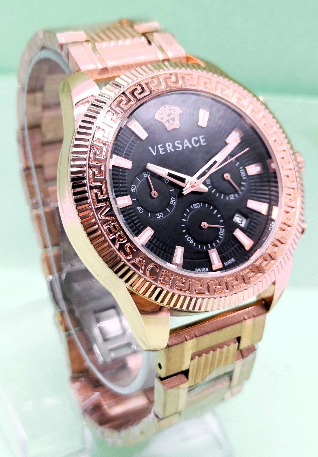 Good Versace Chronograph Date Indicator Analog Men’s Wrist Watch