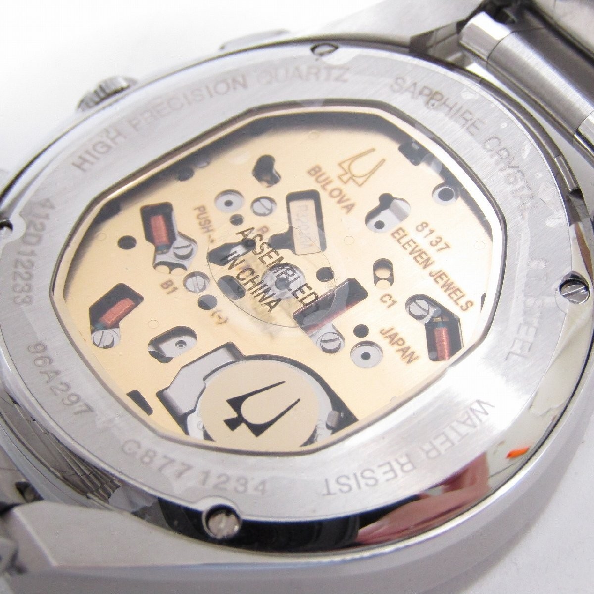 Excellent condition BULOVA Curv collection men’s wristwatch quartz 96A297