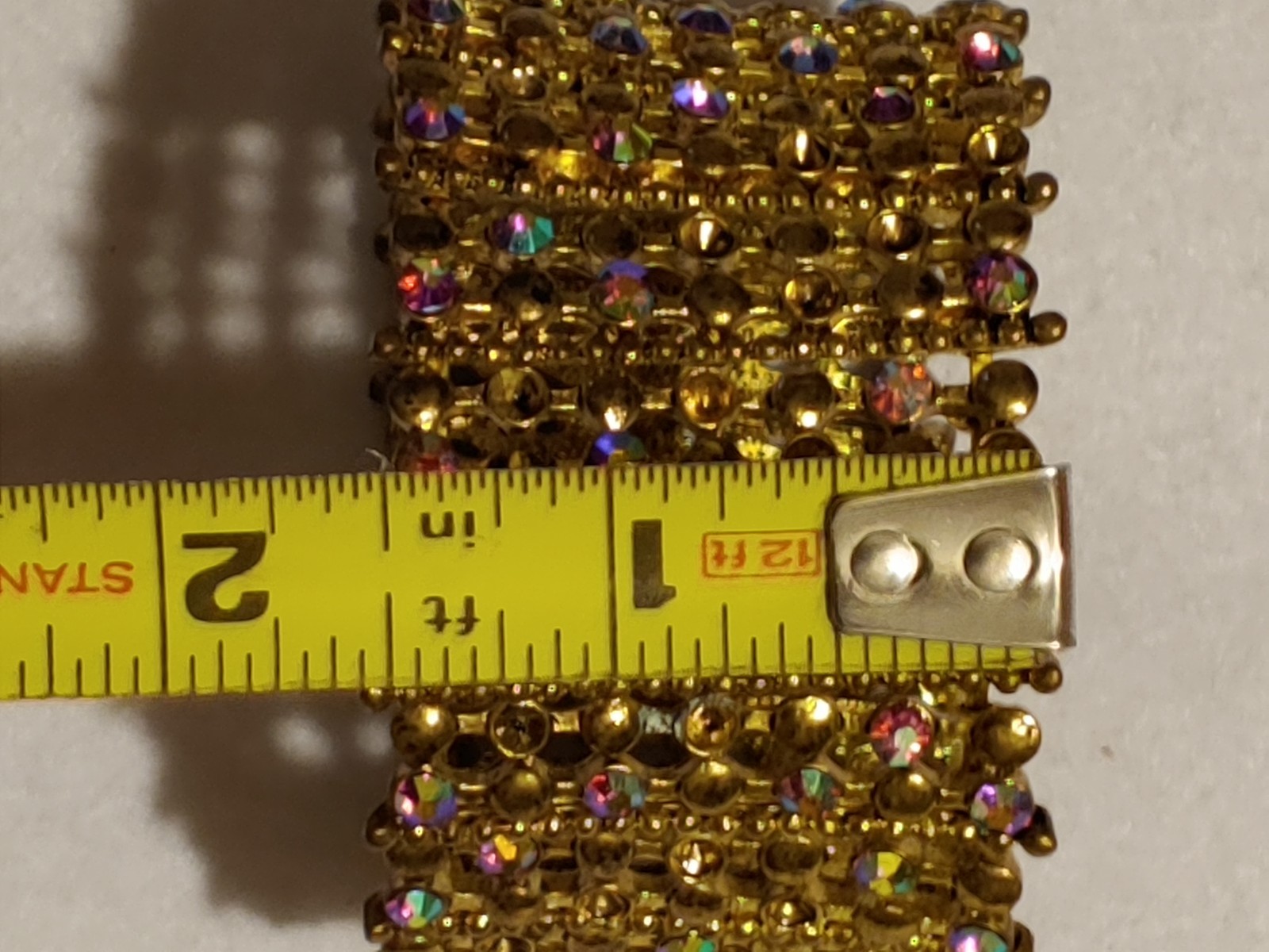 Vintage – 1 1/2 in WIDE RHINESTONE BRACELET – Gold Tone – 2 1/8 in DIA -Heavy
