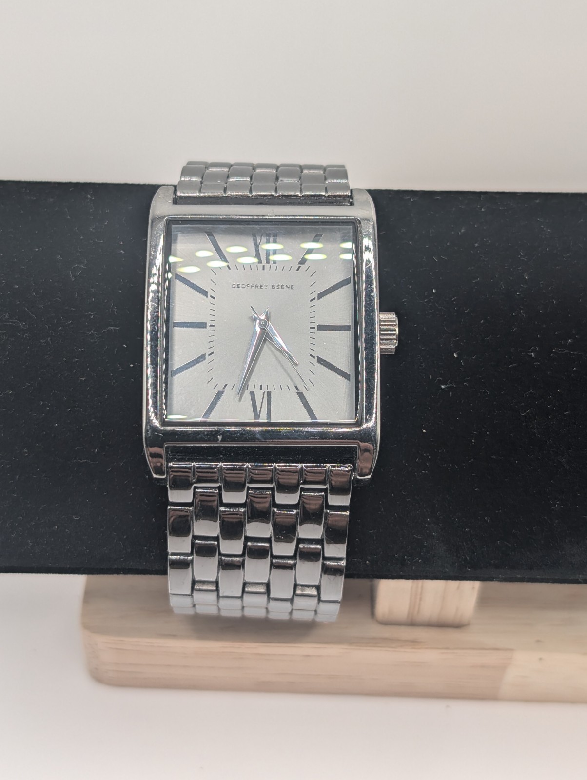 Geoffrey Beene Mens Watch Rectangular Silver Dial Gunmetal Bracelet Quartz 34mm