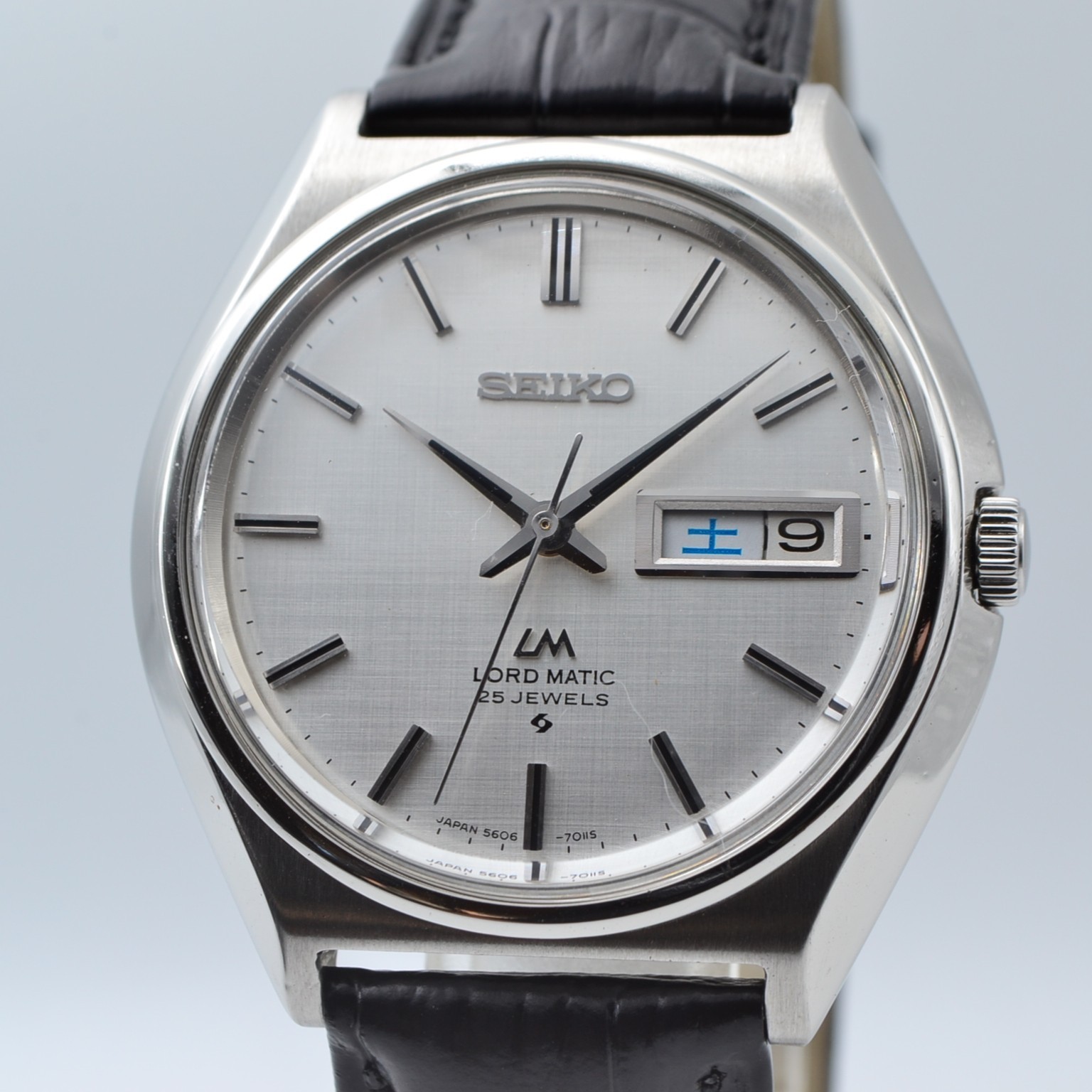 Vintage 1980 SEIKO LORD MATIC 5606-7010 White / OH, Serviced