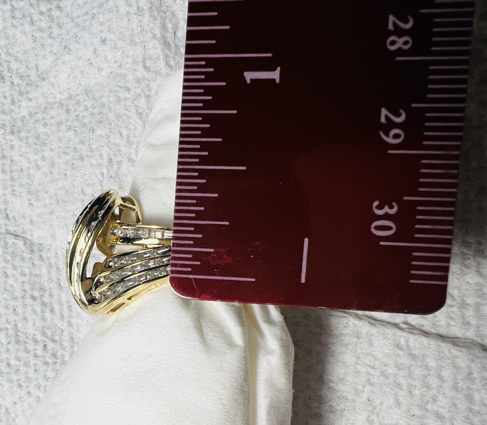 14k yellow diamond gold ring .4 carats I2-3 Channel Set diamonds 5 Grams size 7