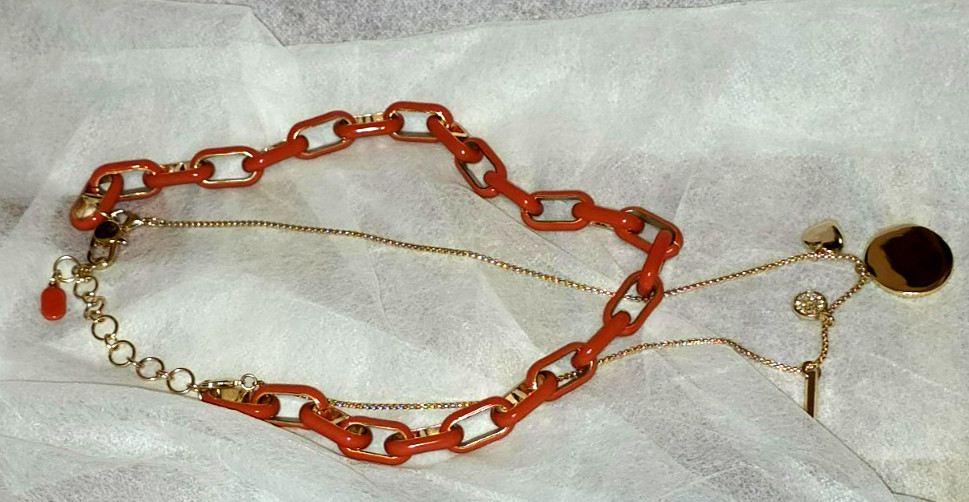 CHICOS ORANGE GOLD TWO IN ONE NECKLACE