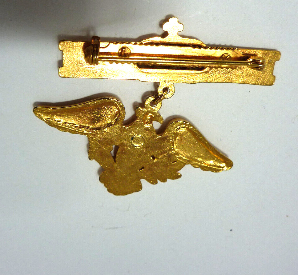 EAGLE PIN BROOCH ROYAL CROWN BAR DANGLING HAT LAPEL DECORATIVE