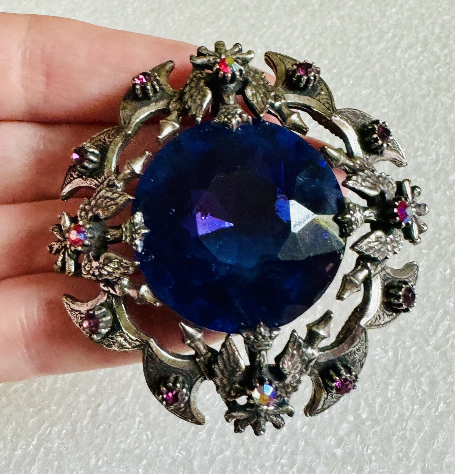Stunning Vintage Florenza Crown Eagle Rhinestones Cabochon Brooch Pin 1960’s
