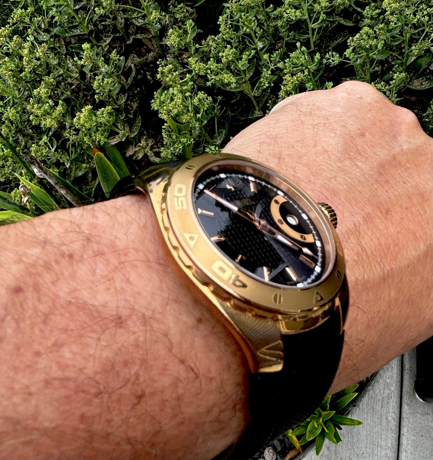 Bulova Accutron Curacao 64B108 Swiss SW200 Automatic 300M Dive Watch Full Kit