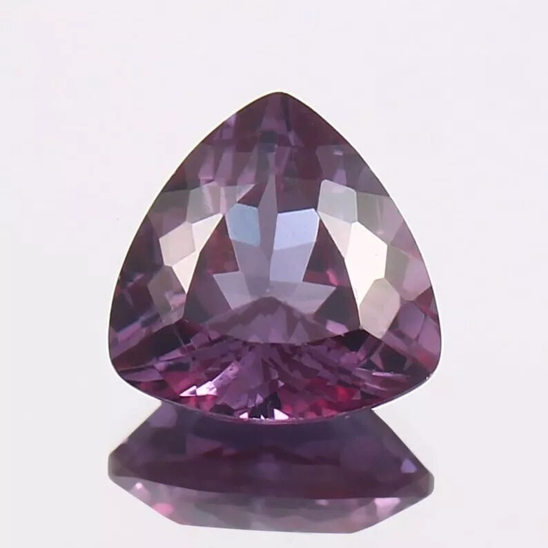 10.20 Ct Color Change Alexandrite Loose Trillion Cut For All Kind Of Jewellery