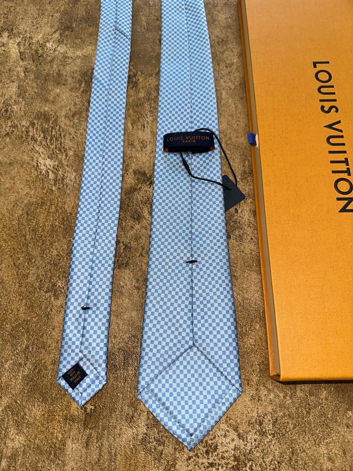 Authentic Louis Vuitton 100% Silk Micro Damier Tie Silver Blue NWT