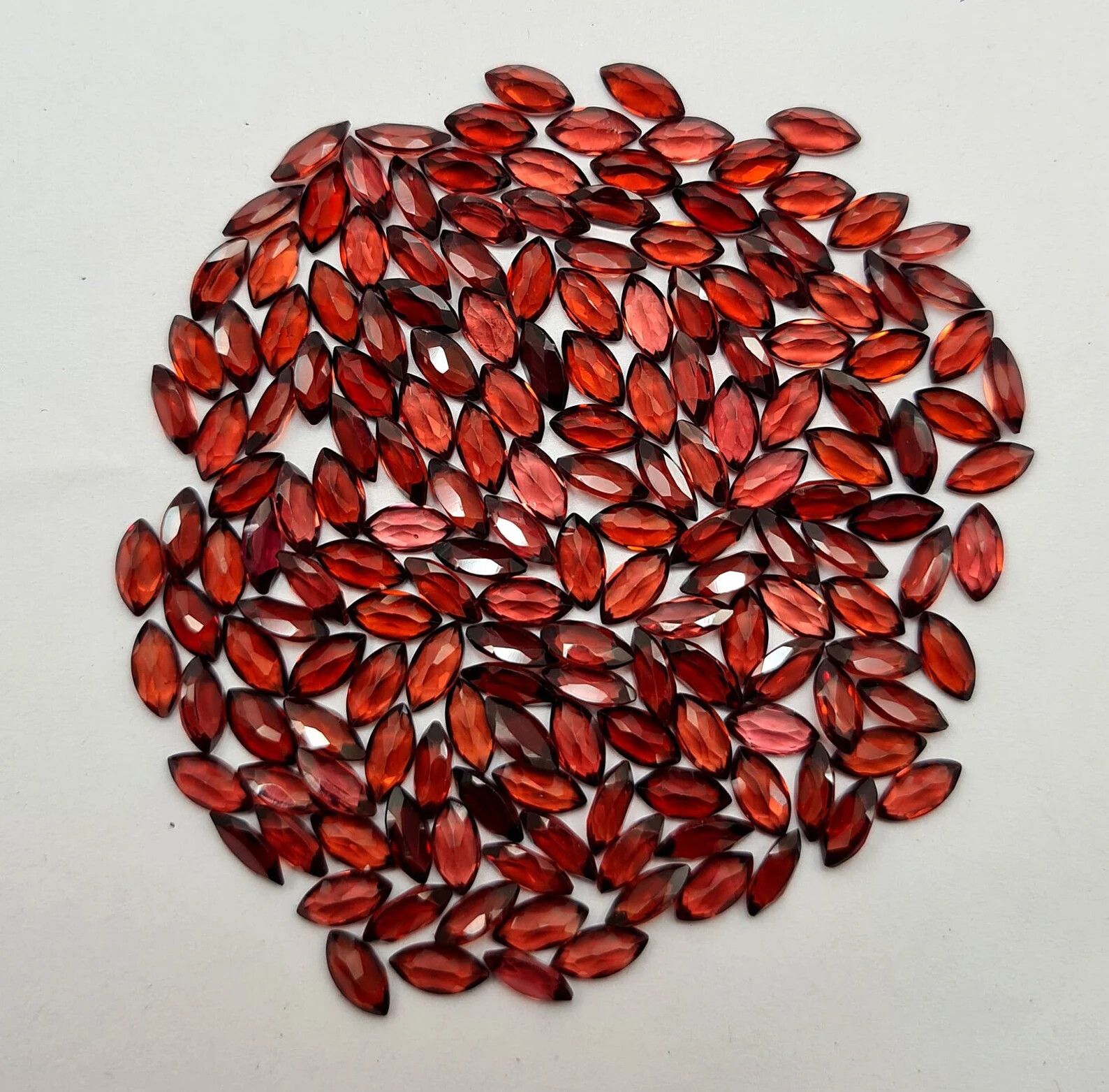 [WHOLESALE] NATURAL GARNET FACETED MARQUISE SHAPE LOOSE GEMSTONE